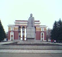 Памятник  В. И. Ленину  в Салавате