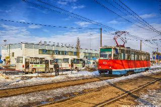 Город Салават. Трамвай в районе автовокзала. Фото: Юра Ляпустин Город Салават. Трамвай в районе автовокзала. Фото: Юра Ляпустин